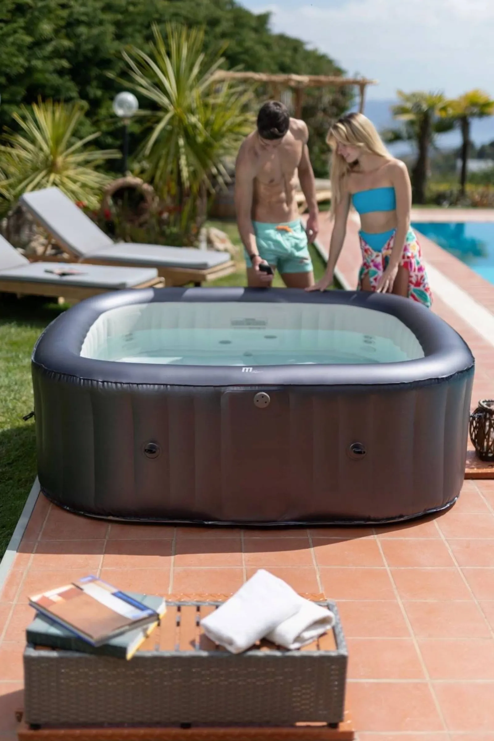 4FIZJO Dmuchane spa ogrodowe MSpa OTIUM 6-osobowe + bicze wodne Sale